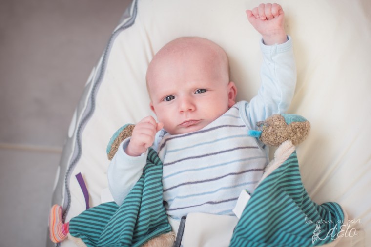 Séance bébé domicile Monistrol sur loire - photographe haute loire 