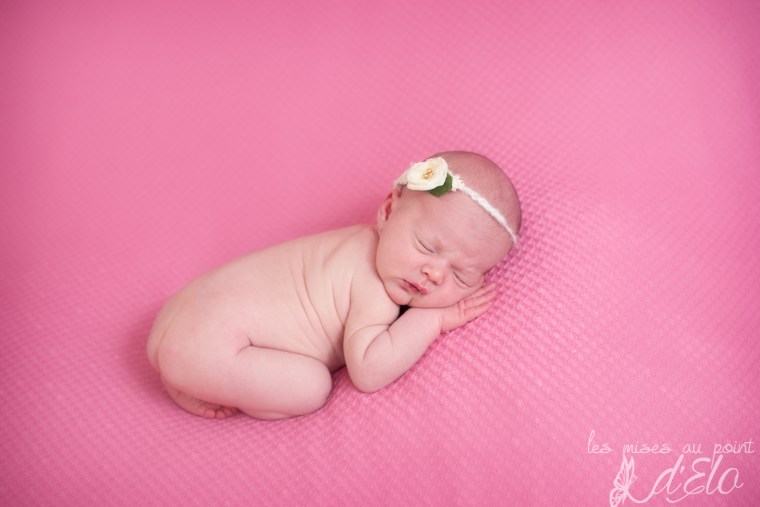 Photographe Haute Loire Séance bébé nouveau né Monistrol sur Loire 