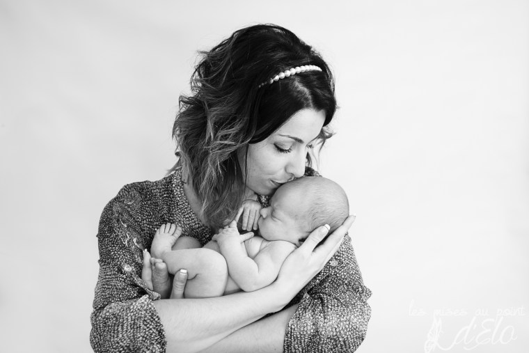 Photographe Haute Loire Séance bébé nouveau né Monistrol sur Loire 