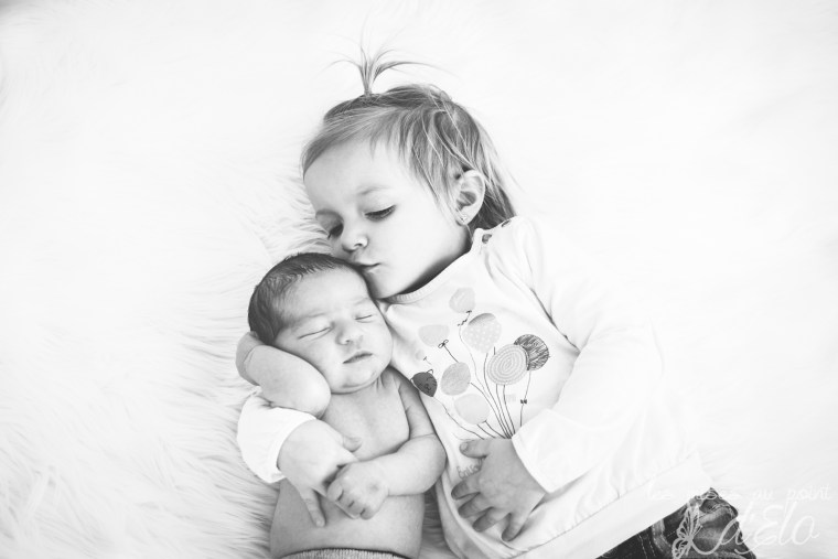 Photographe Monistrol sur Loire séance nouveau né bébé Haute Loire 